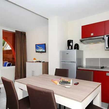Holiday home Prestige Du Golfe 2p4p